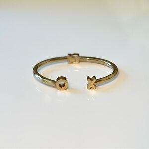 Very Allegra Hugs & Kisses Gold Bracelet (XO Bracelet)
